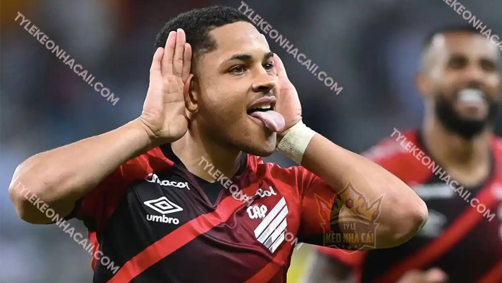 Vitor Roque sẽ tiếp tục chơi cho Paranaense đến cuối mùa giải Brazil vào tháng 12.2023