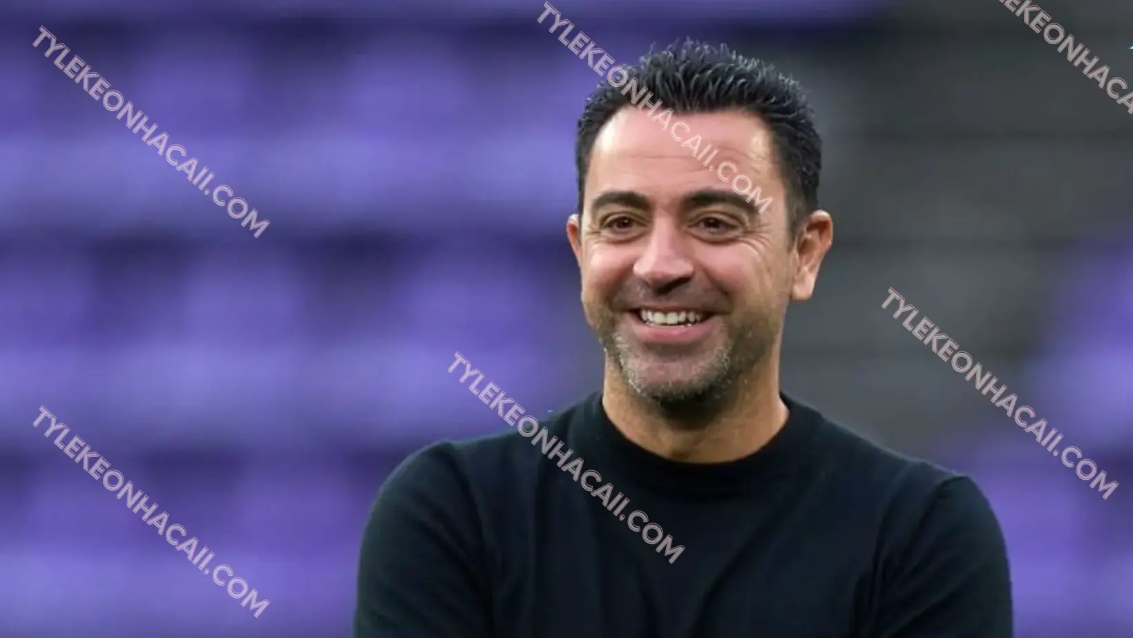 Hình ảnh HLV Xavi Hernandez